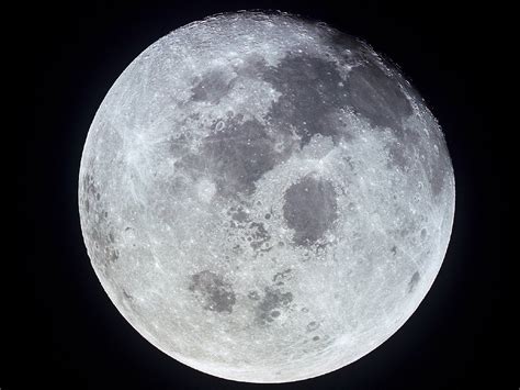 The evidence of the split of the moon. Is the Moon Really a 'Been There Done That' World ...