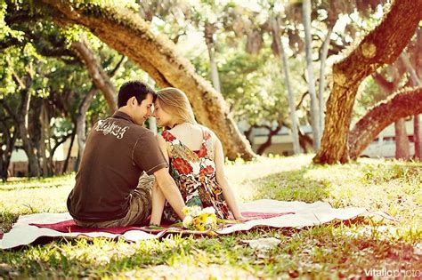 Pin By Ashley Cole On Styled Picnic Session Picnic Engagement Lifestyle Photography Couples