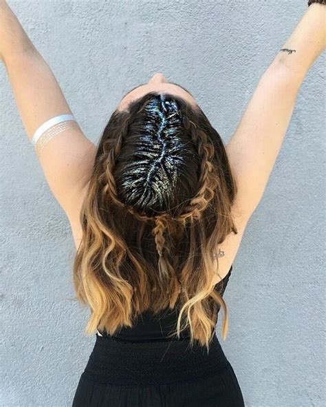 20 photos that prove glitter roots is the official hairstyle of festival season glitter roots