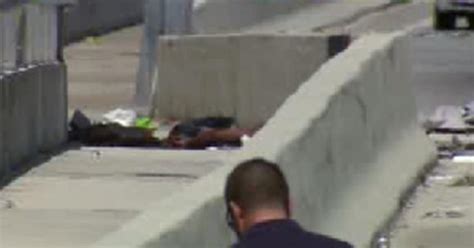 Naked Attacker On Miami Highway Was Chewing Mans Face Says Witness Cbs News