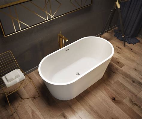 Streamline 58'' oval freestanding soaking tub in white, included internal drain in polished chrome and free natural bamboo wood tray. MAAX LOUIE 106384-000-001 58"X29" FREESTANDING SOAKER TUB ...