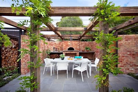 Contemporary Perennial Garden Gives Victorian Era House A Facelift