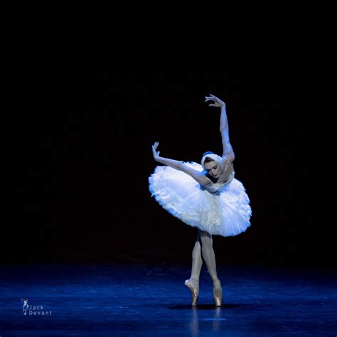 Ulyana Lopatkina In The Swan