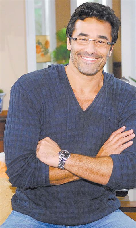 You will find below the horoscope of luciano szafir with his interactive chart, an excerpt of his astrological portrait and his planetary dominants. Poze Luciano Szafir - Actor - Poza 10 din 24 - CineMagia.ro