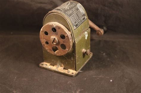 Antique Wizard Pencil Sharpener 1919 6 Sizes Schoolhouse Collectibles