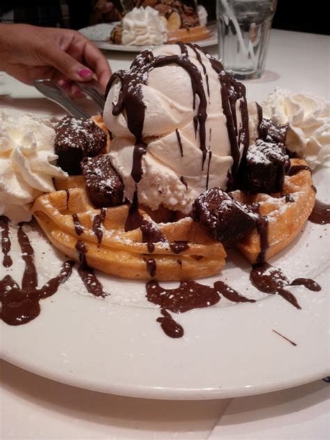 Belgian Waffles And Ice Cream👄👌 ☂ ☻ ☻ ☻ Waffle Ice Cream Delicious