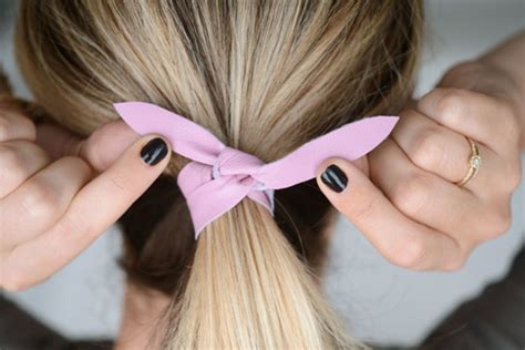 See more ideas about hair styles, long hair styles, cool hairstyles. Hair Tie Medical Scare: A warning for women who keep hair ...
