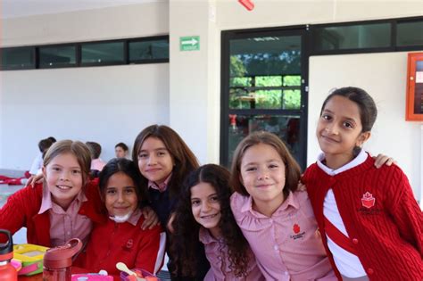 Canadian School Guadalajara Teach Away