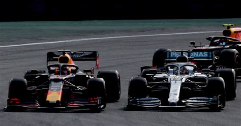 De fin staat nu weer tweede. De tien mooiste inhaalacties van het Formule 1-seizoen ...