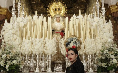 Presentación De Sí Mantilla En Triana Todas Las Imágenes