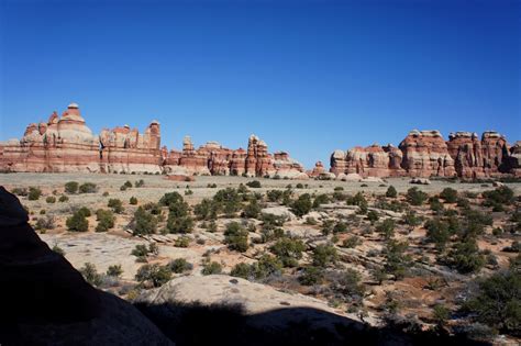 Chesler Park Loop Trail Including Joint Trail Canyonlands National