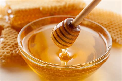 هل عسل النحل يرفع السكر