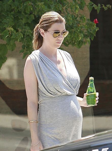 sarah chalke pregnant belly pregnantbelly