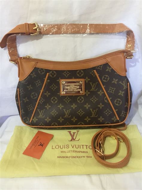 Louis Vuitton Thames Pm Monogram Canvas Shoulder Bag Luxury Bags And Wallets On Carousell