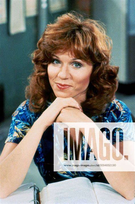 Marilu Henner Characters Elaine O Connor Nardo Television Taxi Tv