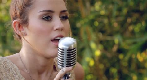 Am i'm begging you, please don't take my man. Miley Cyrus Makeup In Backyard Sessions - Mugeek Vidalondon