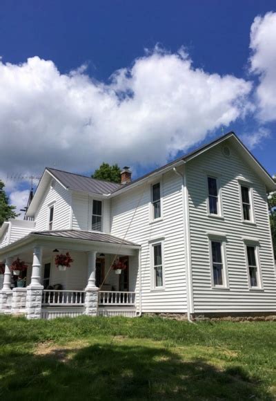 Ohio Farmhouse Cleverly Simple