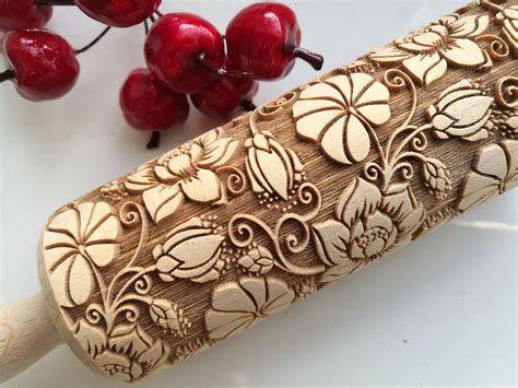 Paisley Flower Embossed Dough Roller Engraved Wooden Rolling Engraved