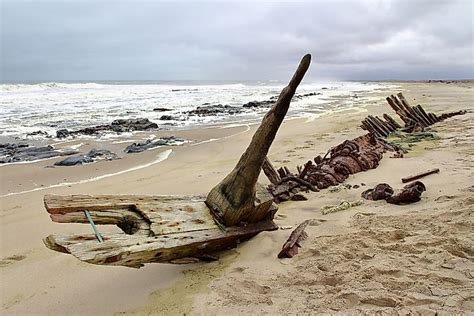 Book shipwreck lodge, namibia on tripadvisor: The Treacherous Skeleton Coast Of Namibia - WorldAtlas.com