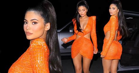 Kylie Jenner Flaunts Major Cleavage And Hourglass Figure In Sexy Cutout
