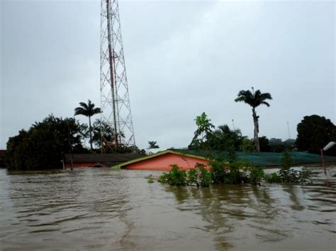 G1 Com Pior Enchente Da História Brasiléia Ac Decreta Calamidade Notícias Em Acre