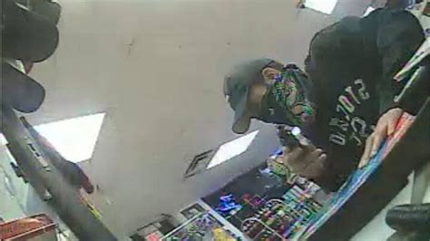 Okc Police Seek Suspect In Armed Robberies Of 2 Convenience Stores