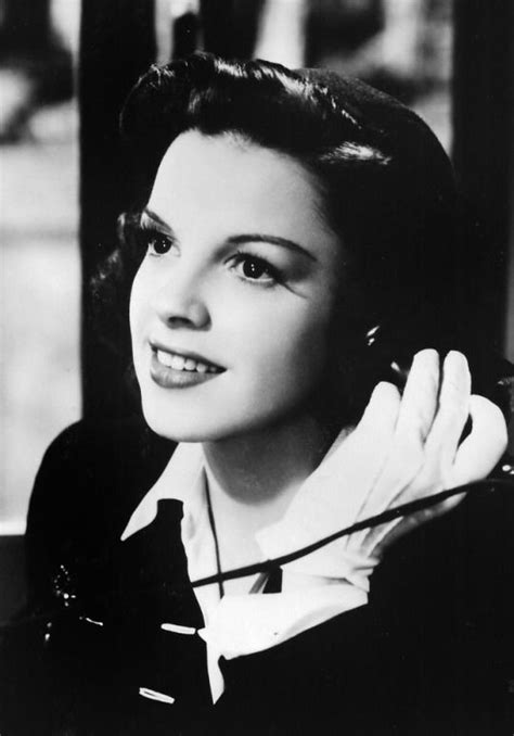 I Look At You And There Stands Love Judy Garland Judy Garland Liza Minnelli Classic Hollywood