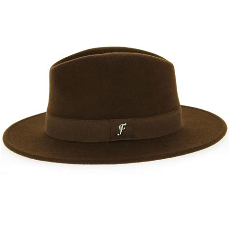 Fedora magazine aspires to publish all content under a creative commons license but may not be able to do so in all cases. Chapeau Fedora Feutre Laine Marron- Traclet