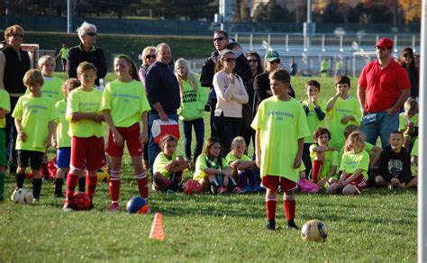 Photo Gallery Soccer Community Comes Together To Defendthekeeper
