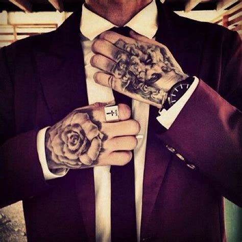 38 best hand tattoos for men cool tattoo designs ideas for your hand