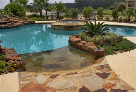 Zero Level Pools Are Number One In Trends For Summer Swimming Pools