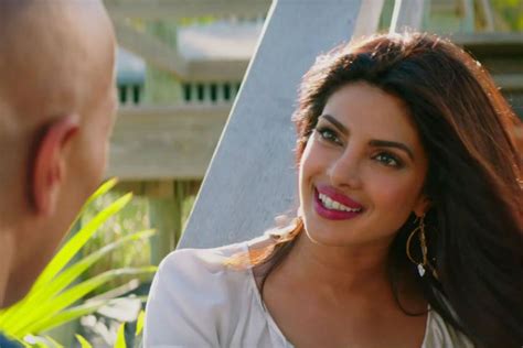 Priyanka Chopra Looks Steamy As Hell Finally Wearing The Baywatch Red In New Poster Inuth