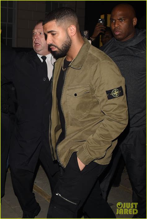 Rihanna And Drake Head Out Together In London Amid Dating Rumors Photo