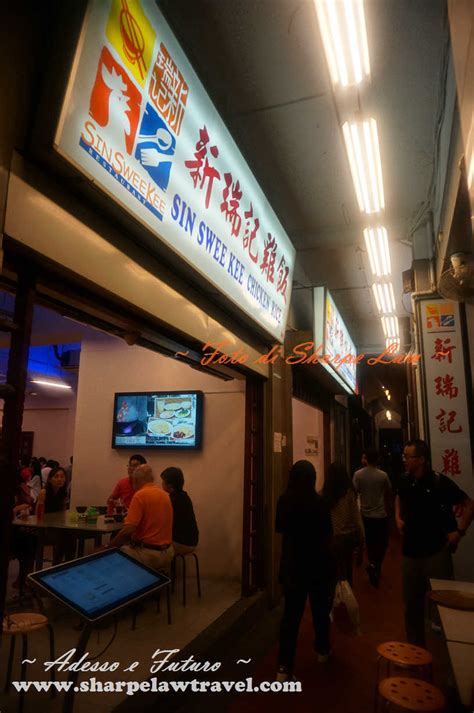 在上海，哪些飯店適合家庭住宿？ 上海虹橋綠地鉑瑞酒店、上海萬達瑞華酒店 和 費爾蒙特和平飯店 都獲得在上海家庭旅遊的好評。 查看完整清單： 上海親子飯店。 【新加坡自由行】親子遊: 新瑞記海南雞飯, 夜遊萊佛士酒店, 聖安德烈座堂, 國家美術館 - ~ Adesso e Futuro ~ 一 ...