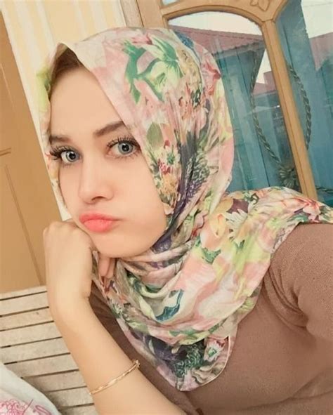Jilbab Cantik Hot Di Twitter Hijabers Maniez En Twitter Kiriman Line