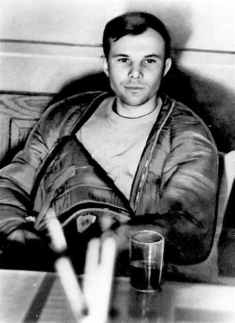 Pirmasis pasaulyje kosmonautas Jurijus Gagarinas Aš iš dangaus