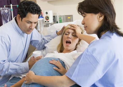 What Are The Stages Of Childbirth With Picture