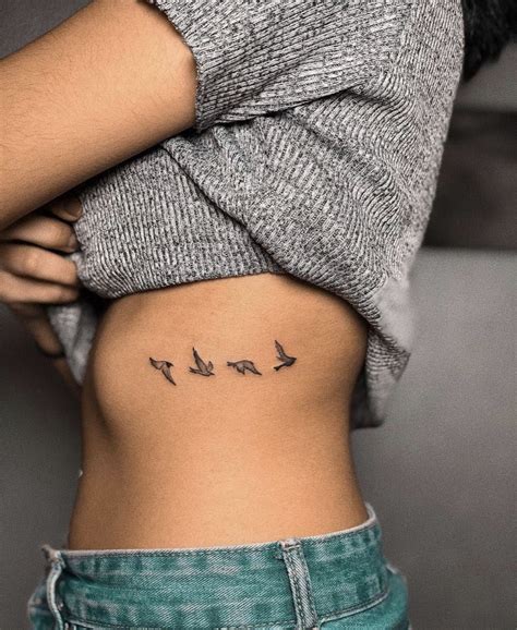 Pin De Ghyovanna Aguiar Em Tatuagens Tatuagem Tatuagem Delicada Tatuagens