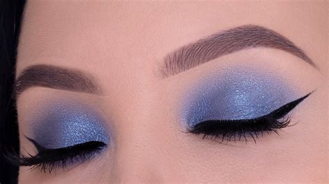 EASY Blue Eye Makeup Look USING ONLY 1 EYESHADOW Maven Beauty YouTube