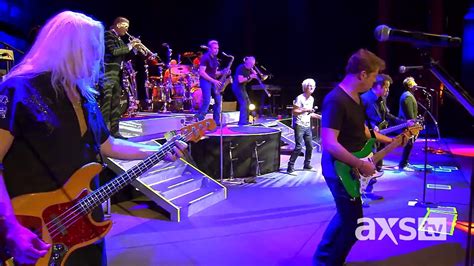 Reo Speedwagon Roll With The Changes Live At Red Rocks Axs Tv