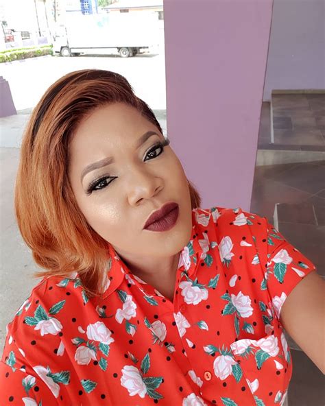Kemifilani had earlier reported that the nollywood stars who had repeatedly denied dating rumours shared photos of themselves with the new cars and the same caption on their instagram page. "I'd Love To Enlarge My Buttocks" …Actress Toyin Abraham ...