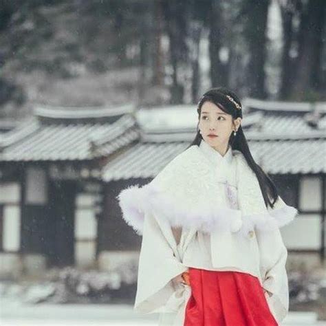 20 Model Baju Wanita Kerajaan Korea Yang Modis