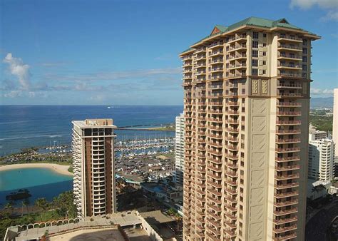 Grand Waikikian By Hilton Grand Vacations Hotel In Honolulu Hawaii
