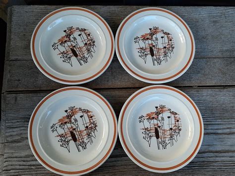 Vintage Stoneware Plates Set Of 4 Stamped Usa 6 38 Inch Etsy