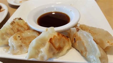 Salem is the capitol city of the great state of oregon (which is a fine western state if you ask me). Yan Yan Chinese Cuisine - Restaurant | 3305 Lancaster Dr ...