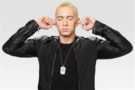 Eminem Plastic Surgery Changed His Face Completely