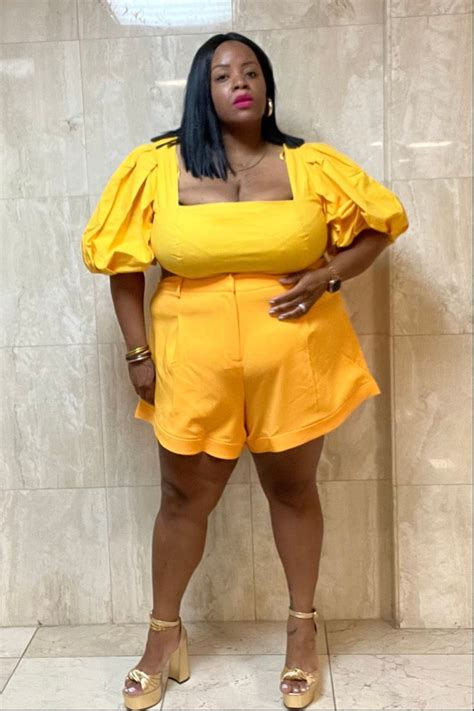 Plus Size Summer Outfit Plus Size Yellow Outfit Plus Size Shorts Outfit Plus Size Vacation
