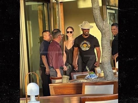 Jamie Foxx Goes Out On Intimate Date With Girlfriend Alyce Huckstepp In