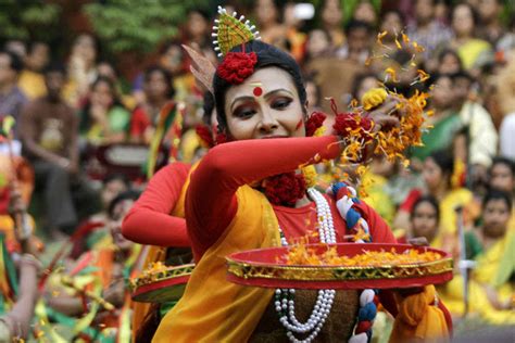 Basant Panchami 2018 Celebration In India Saraswati Puja Times Of India Travel