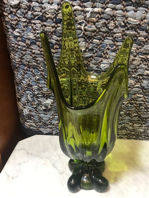 Fabulous Emerald Green Swung Glass Pedestal Vase 13 25 Tall Etsy